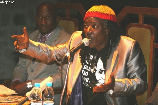 Musique  / Concert de la Paix à Yopougon - Gbagbo joue, Alpha Blondy chante…